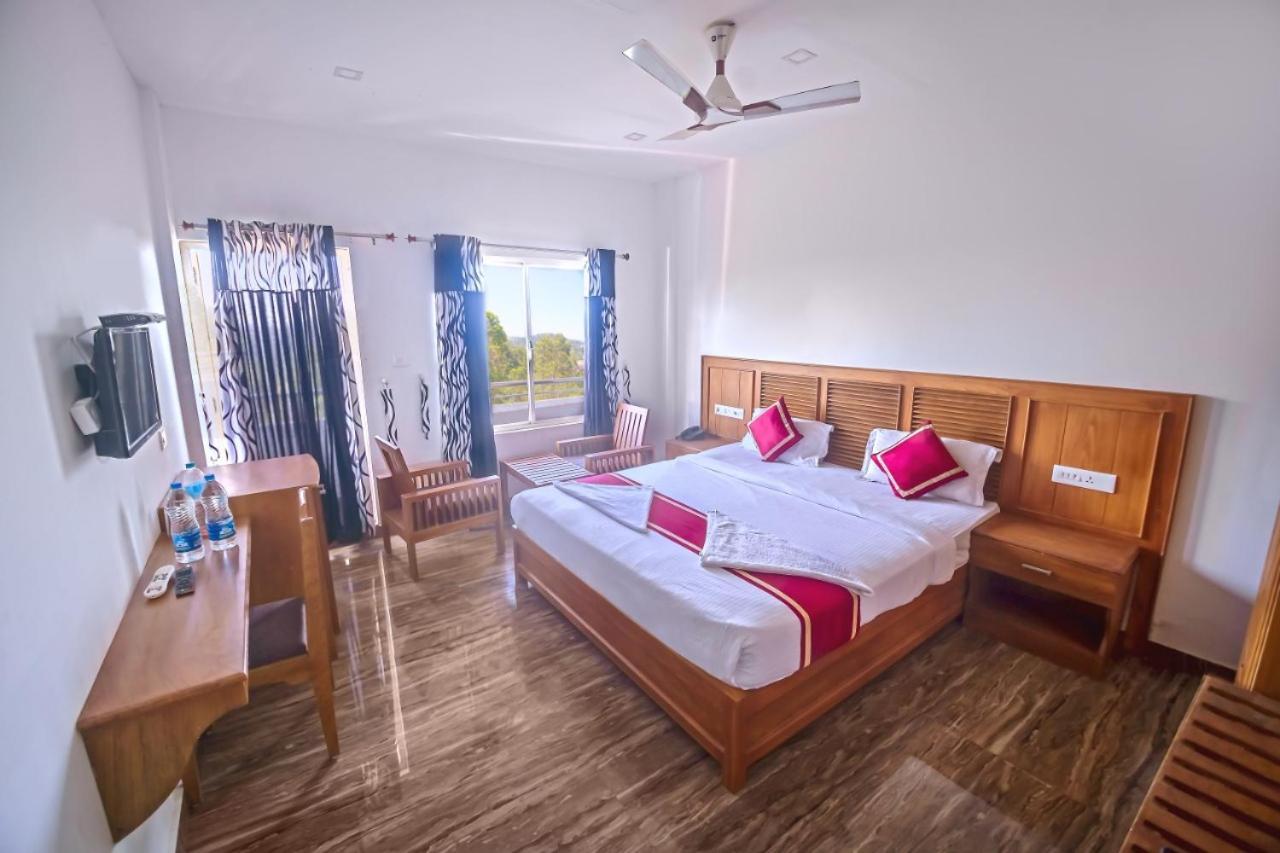 Princess De Munnar - 3 Star Hotel Thiruvananthapuram Exterior foto